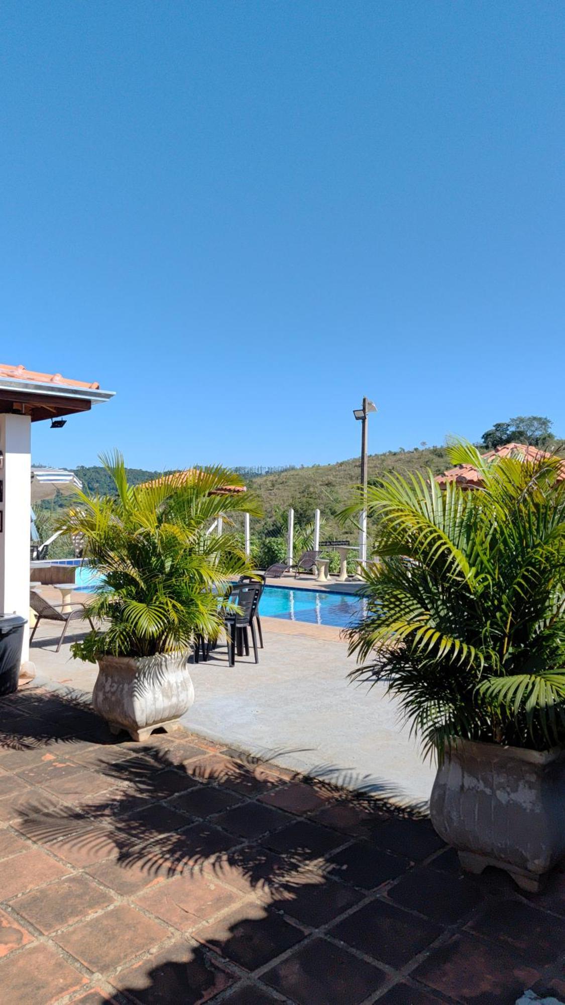 Pousada Irmaos Oliveira Lindoia Exterior photo